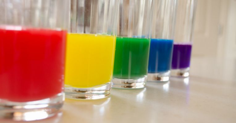 Liquid food coloring or liquid watercolors